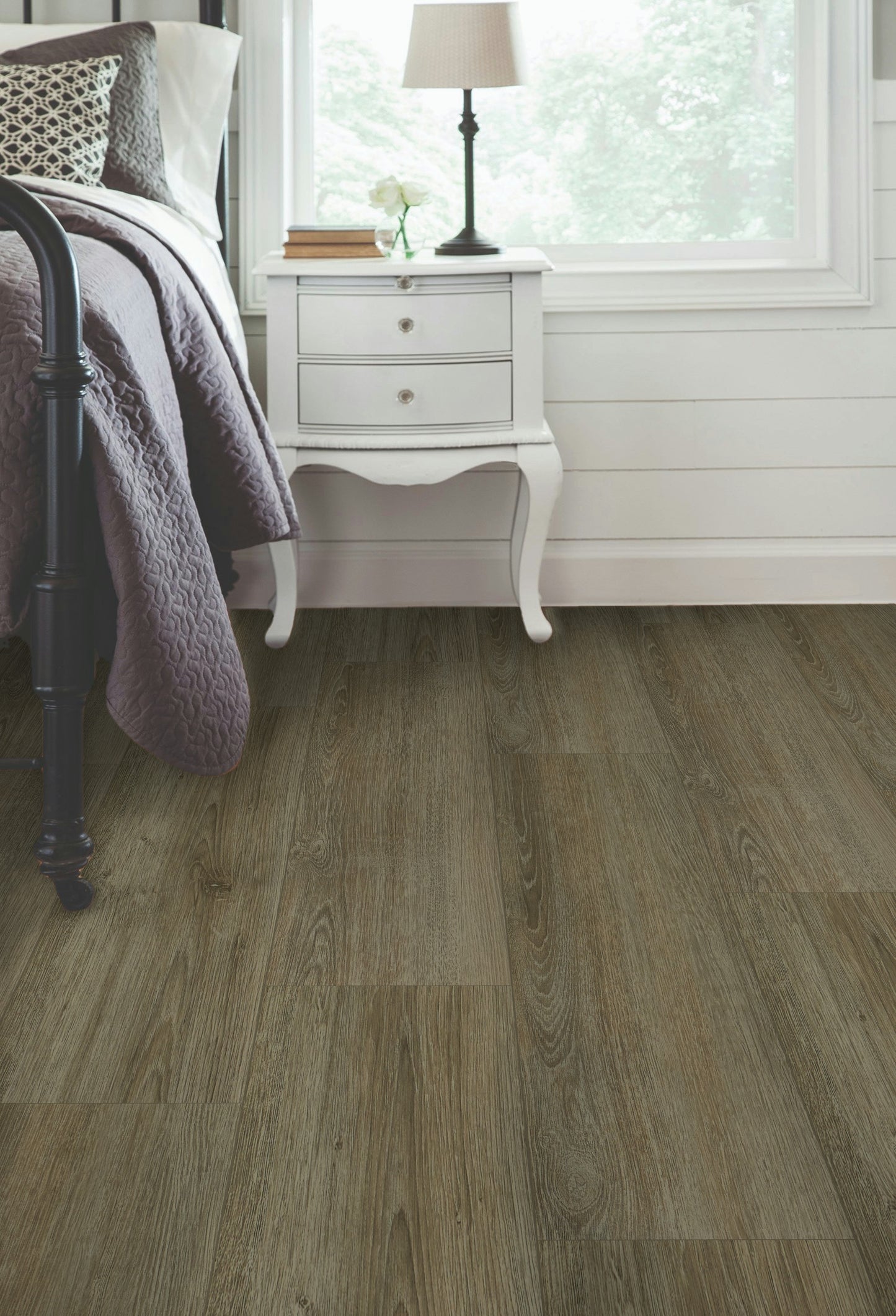 5mm Thick Rigid Core Vinyl Plank Flooring 7.87 in. Width x 60 in. Length (32.81 sq. ft. per box) - Lake House